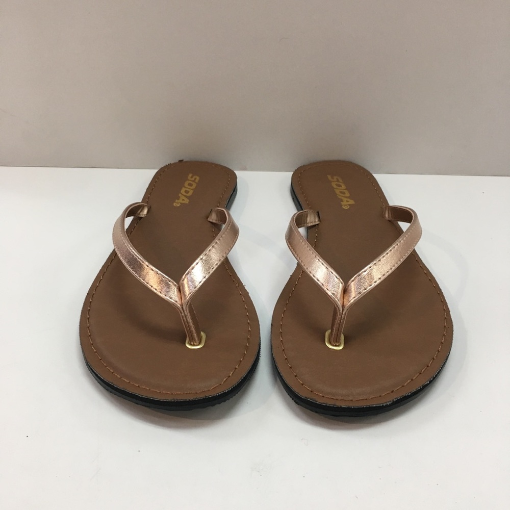 🌿Basic Flip Flop Thong Sandal🌿 - Picture 2 of 6